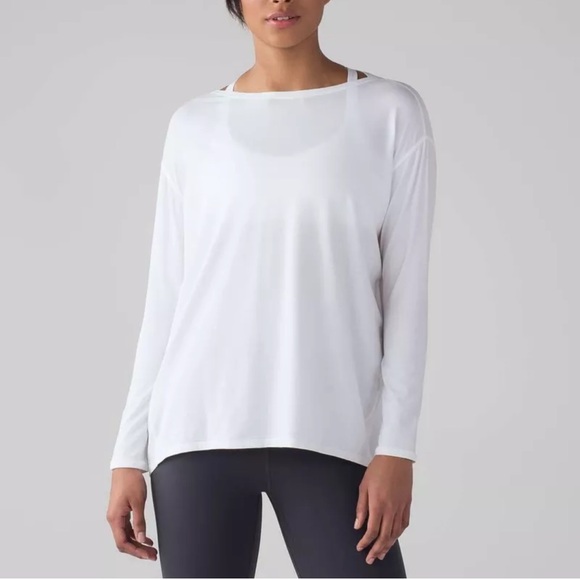 lululemon athletica Tops - Lululemon Size 6 Back In Action Top Long Sleeve White Tee Oversized Relaxed